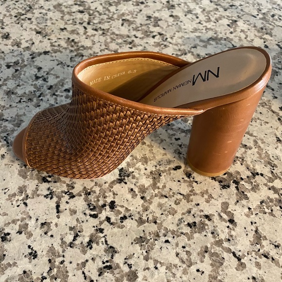 NM NEIMAN MARCUS DRESS SHOES. - Picture 3 of 5